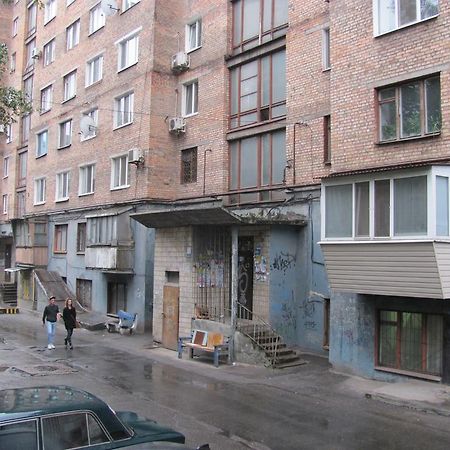 Apartment On Sobornyi Avenue Zaporizhia Bagian luar foto