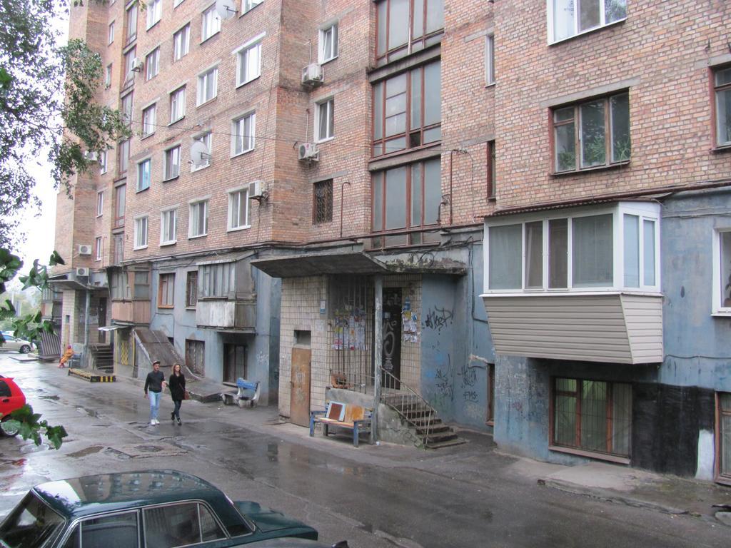 Apartment On Sobornyi Avenue Zaporizhia Bagian luar foto